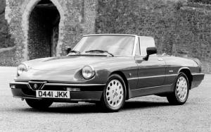 Alfa Romeo Spider 2.0 Quadrifoglio Verde 1986 года